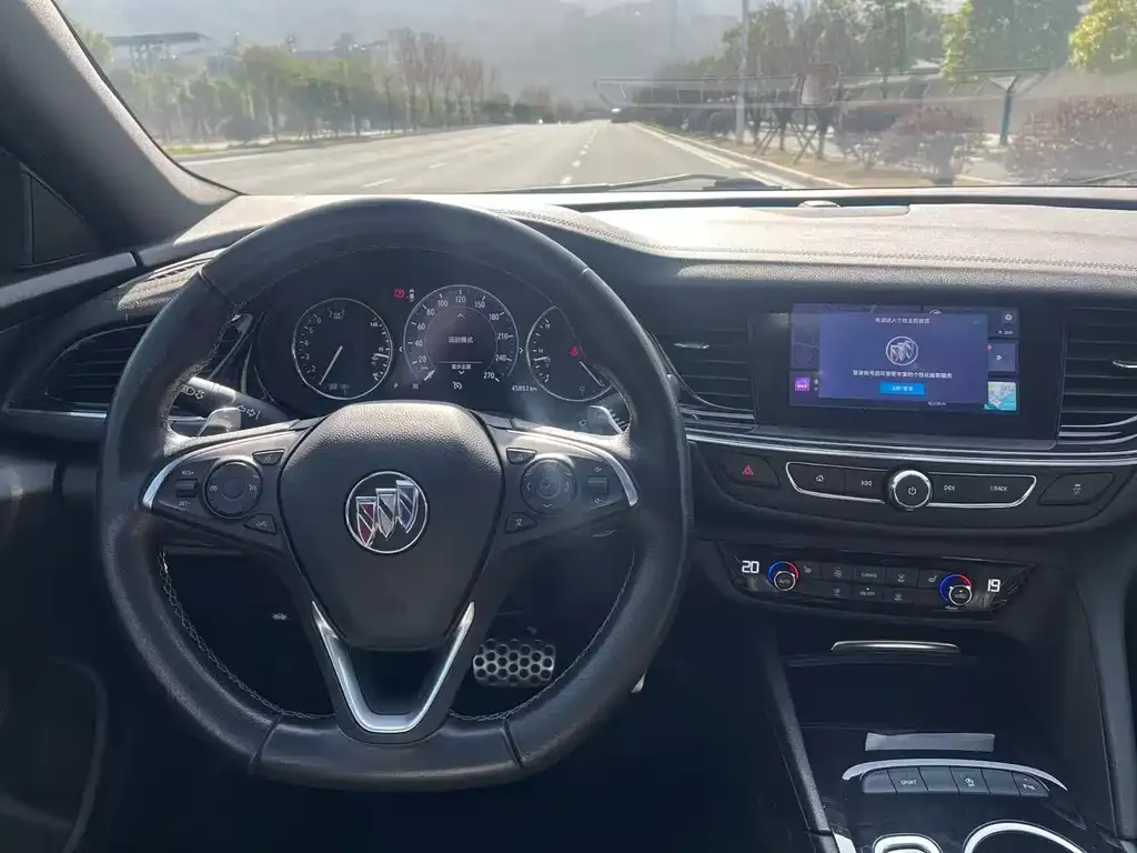 Buick Regal — фото 9