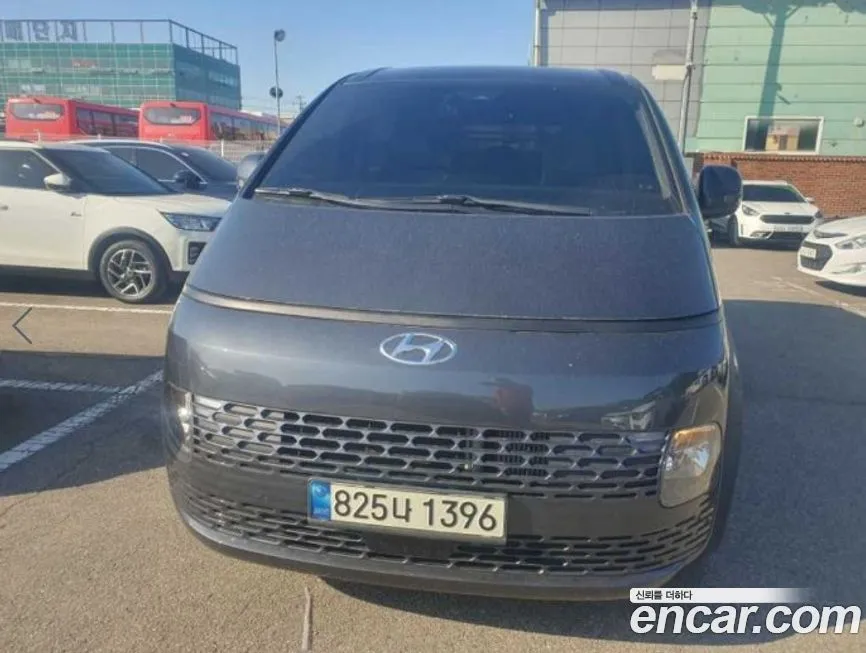 Hyundai Staria — фото 2