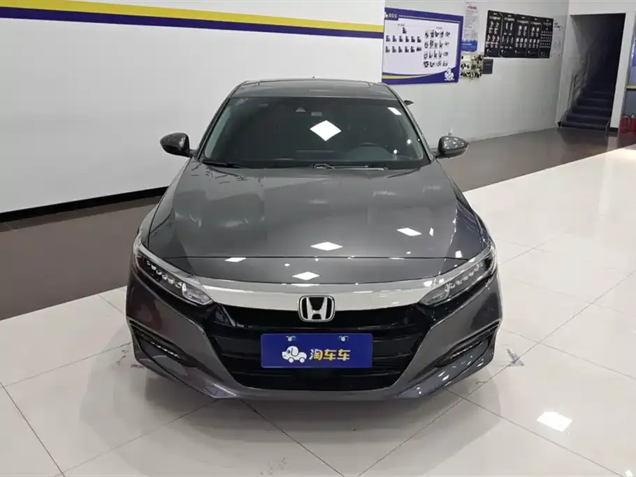 Honda Accord — фото 2
