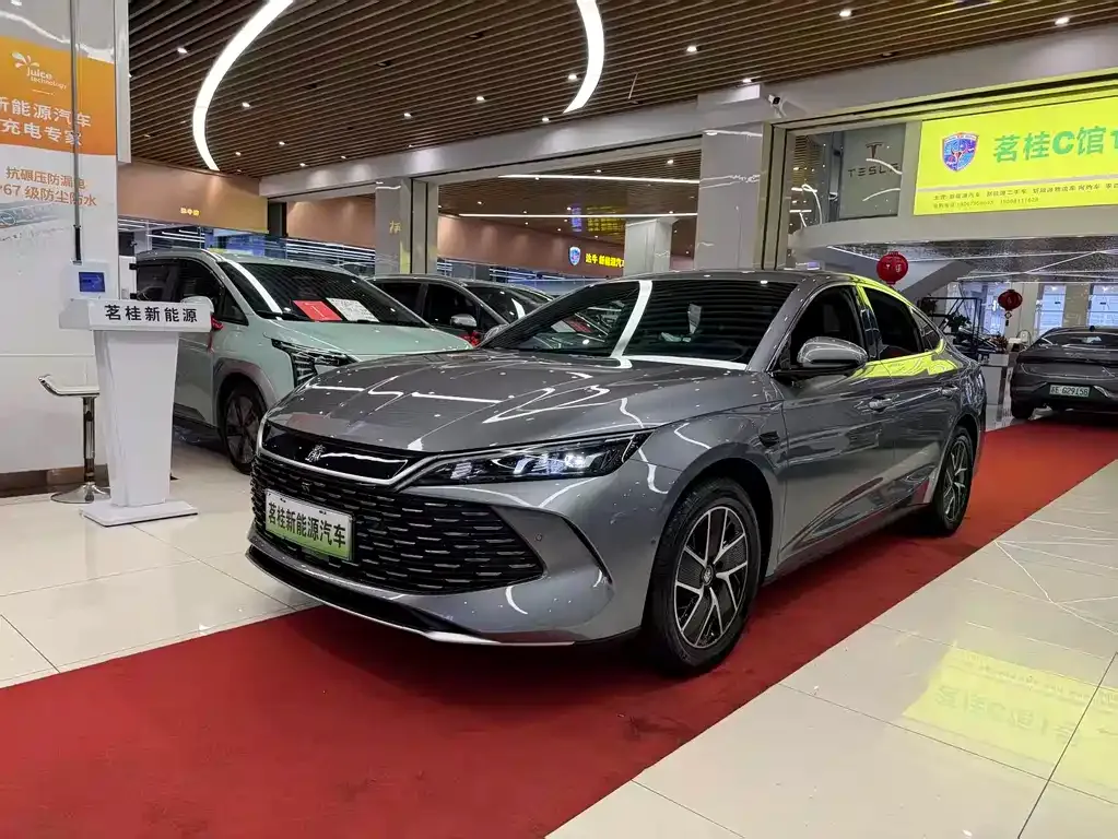 BYD Qin L — фото 1