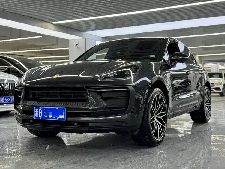 Porsche Macan — фото 1