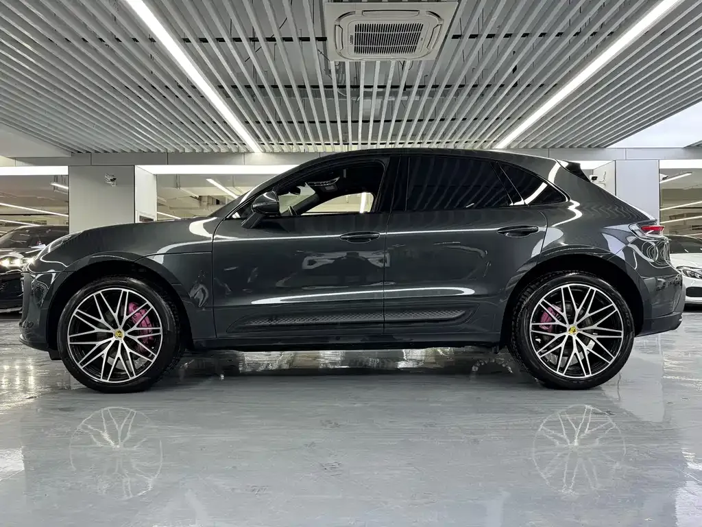 Porsche Macan — фото 8