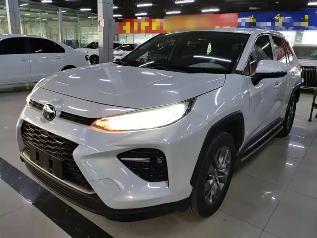 Toyota Wildlander — фото 1