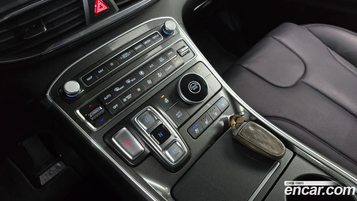 Hyundai Santafe — фото 9