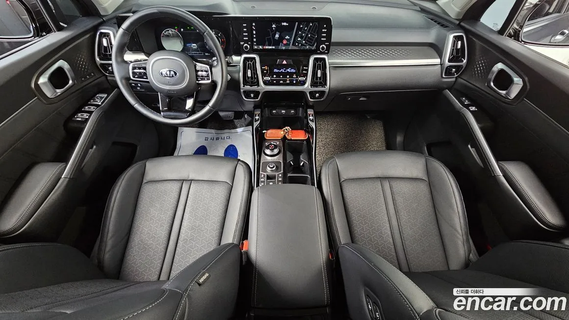 Kia Sorento — фото 7