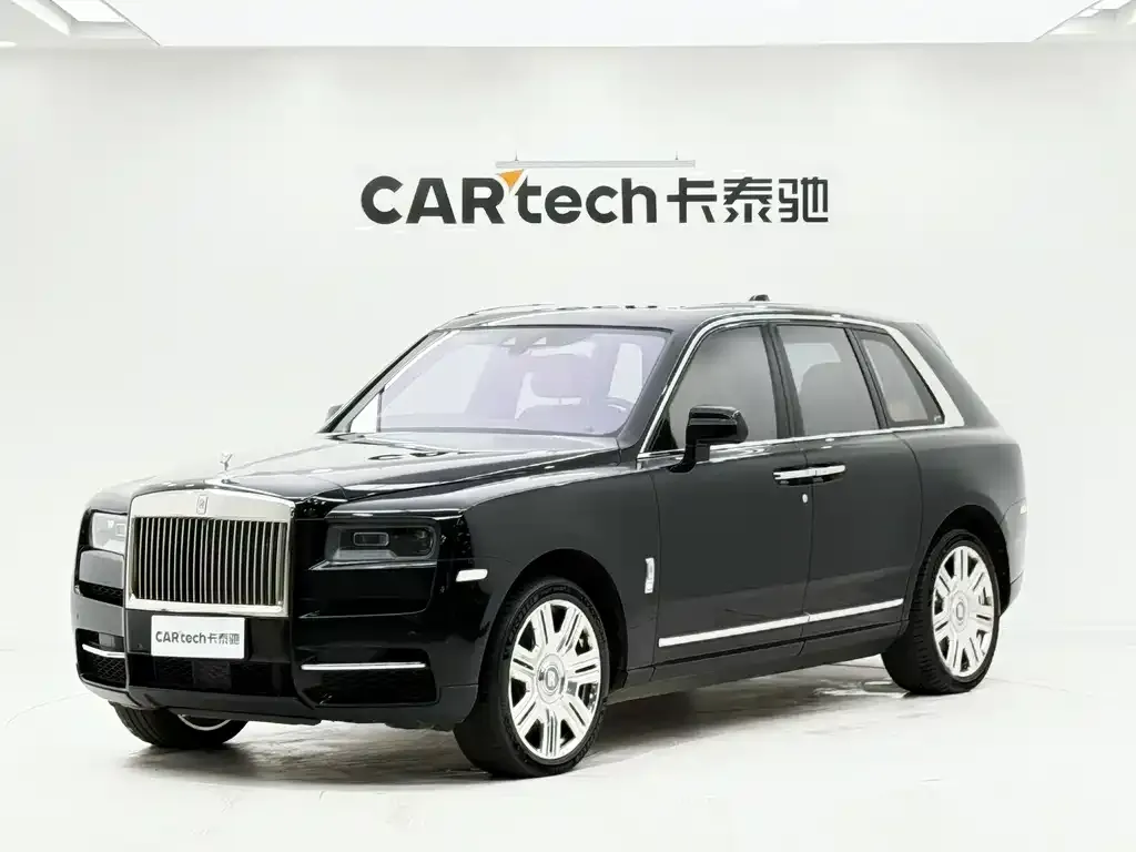 Rolls-Royce Cullinan — фото 1