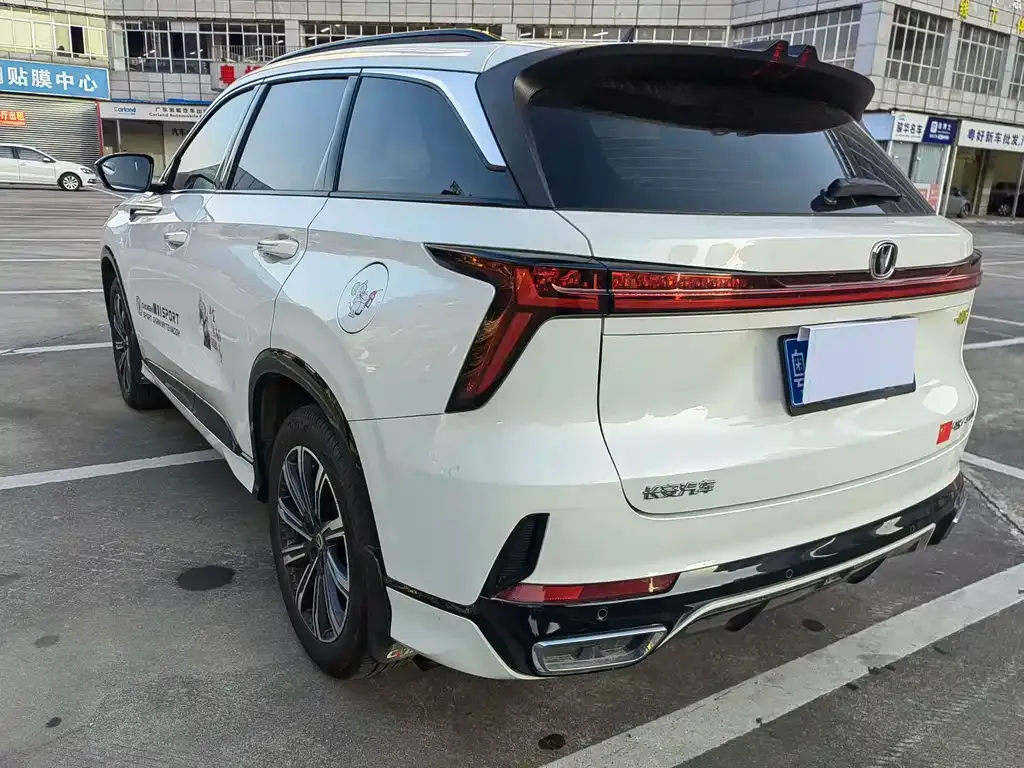 Changan CS75PLUS — фото 10