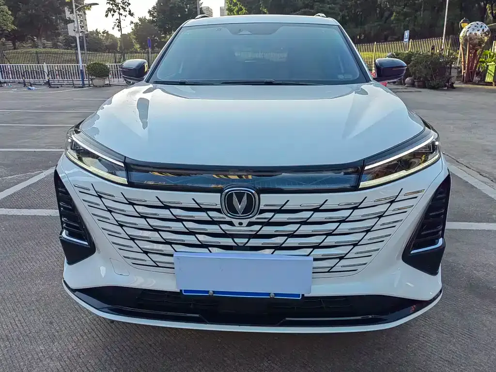 Changan CS75PLUS — фото 2