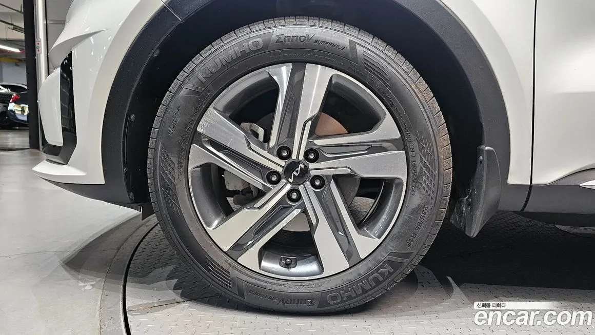 Kia Sorento — фото 5