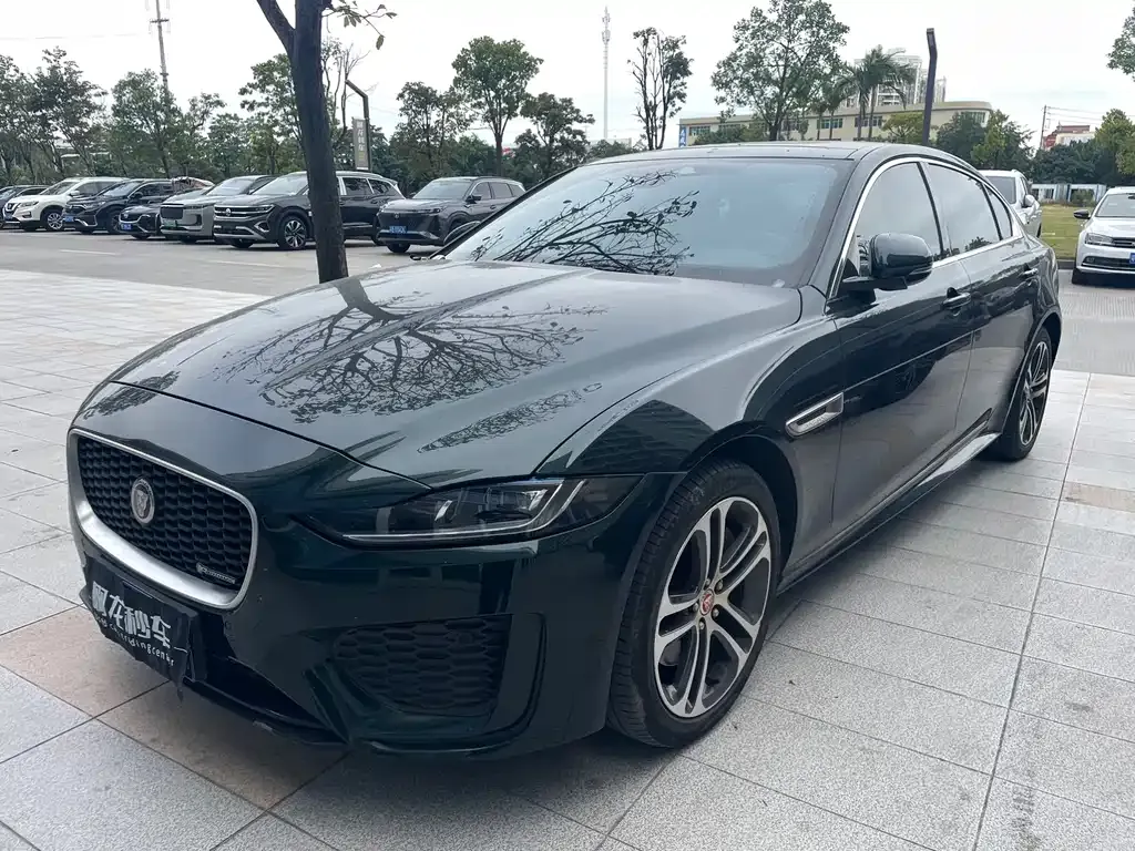 Jaguar XEL — фото 1