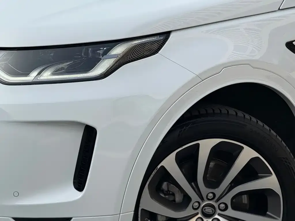 Land Rover Discovery Sport — фото 2
