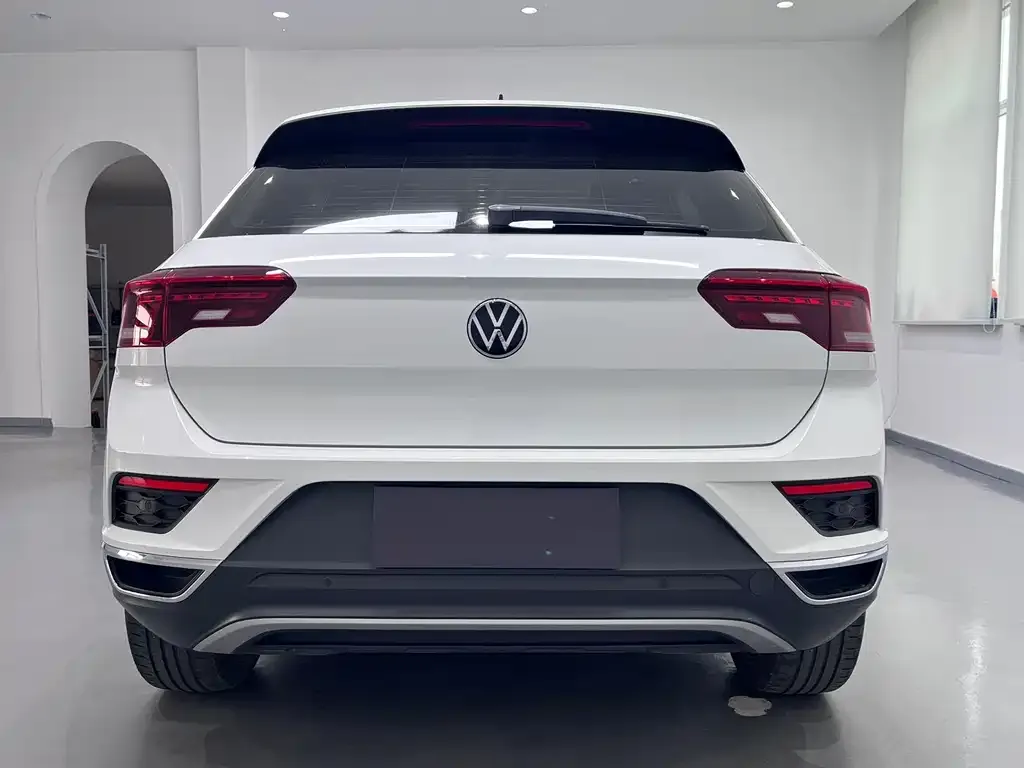 Volkswagen T-Roc — фото 5