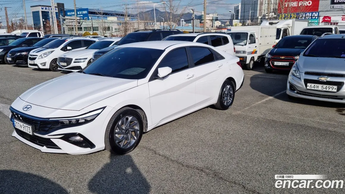 Hyundai AVANTE — фото 2