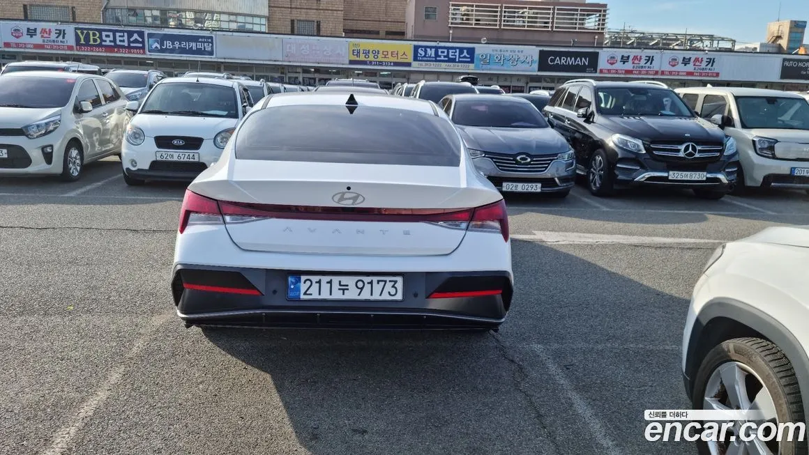 Hyundai AVANTE — фото 4