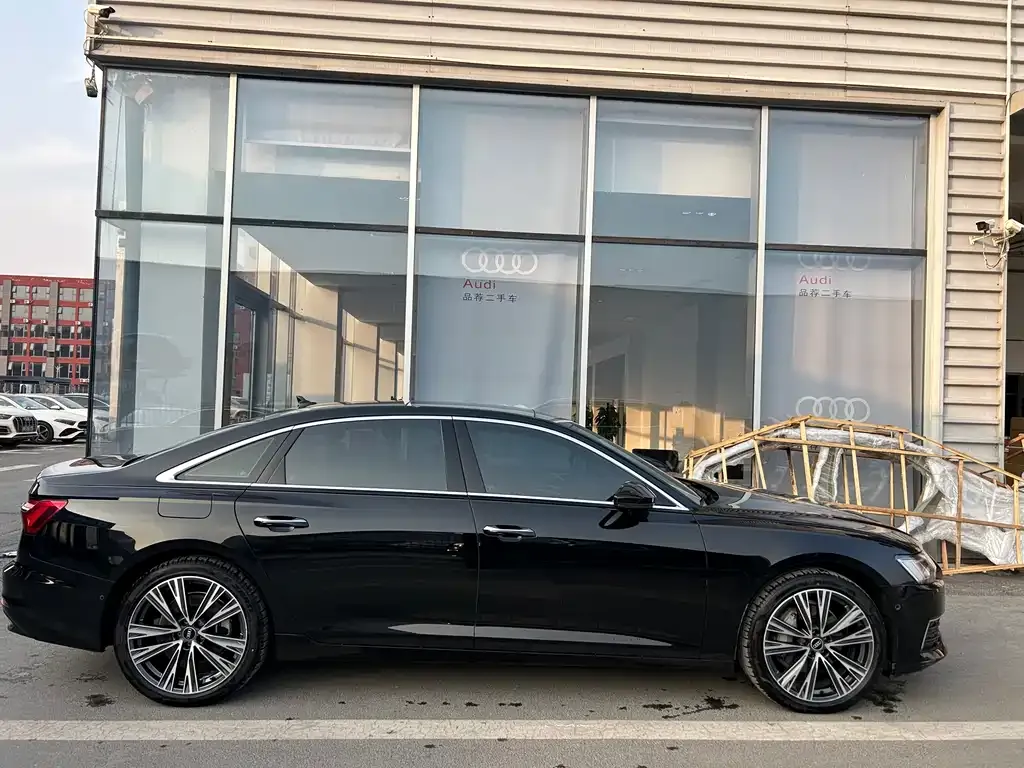 Audi A6L — фото 3