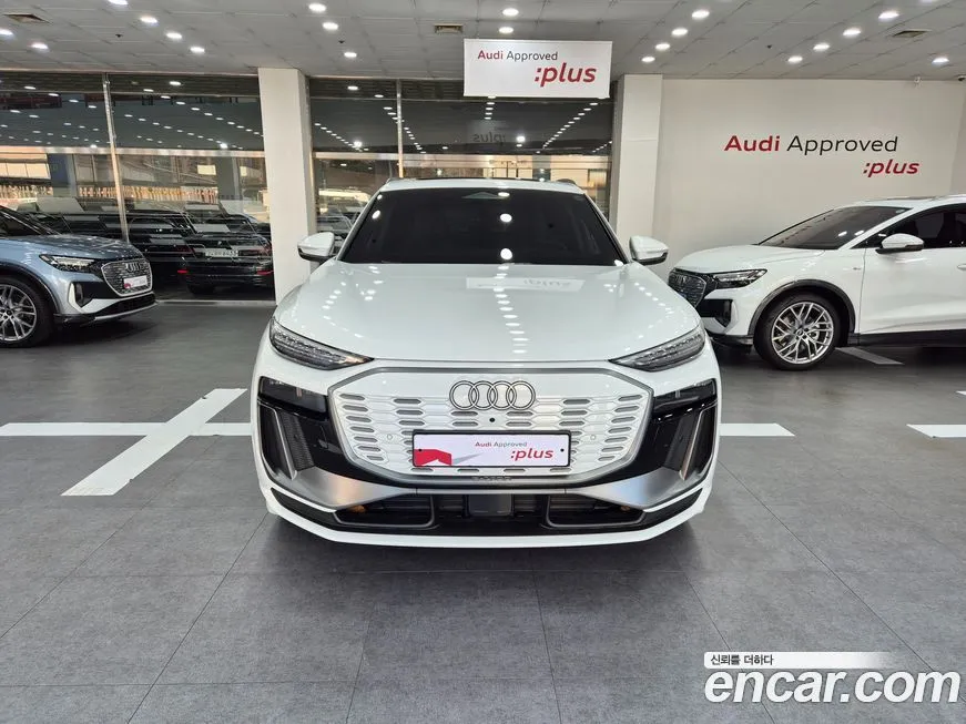 Audi Q6 e-tron — фото 3