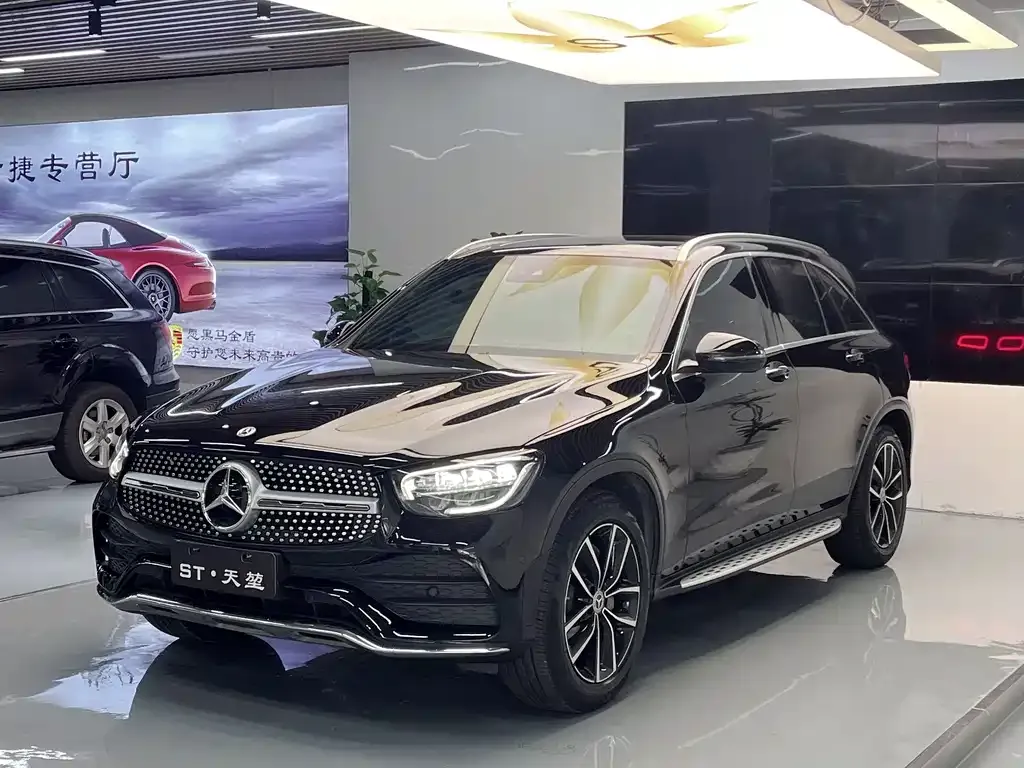Mercedes-Benz GLC — фото 1