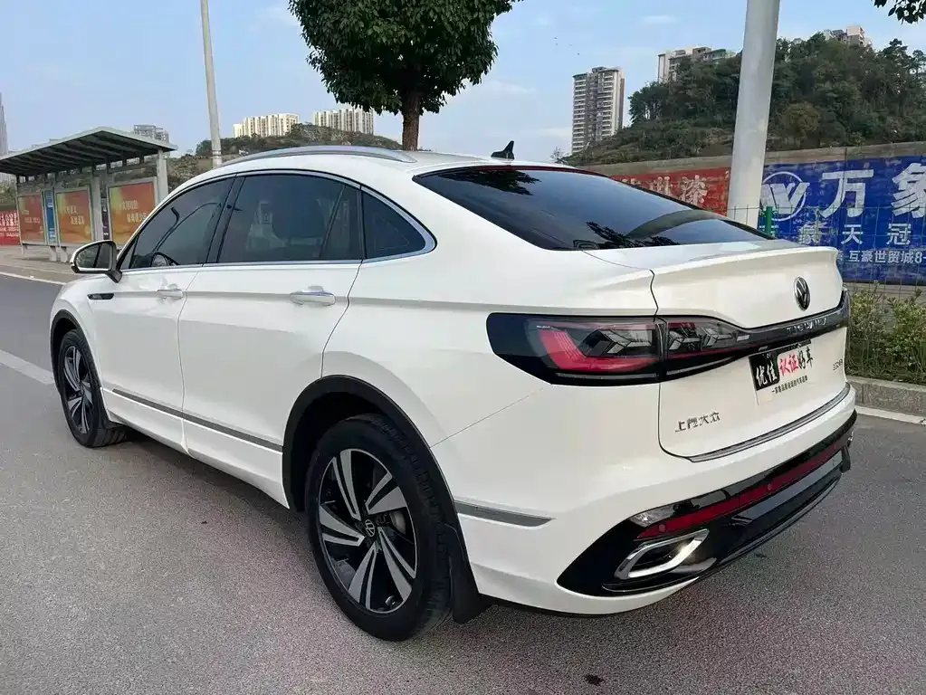 Volkswagen Tiguan X — фото 10