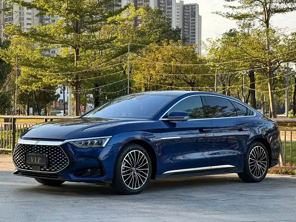 BYD Han — фото 1