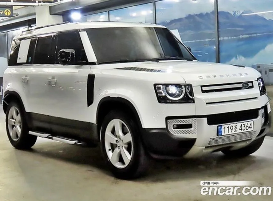 Land Rover Defender — фото 1