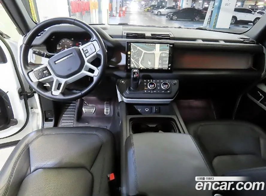 Land Rover Defender — фото 10