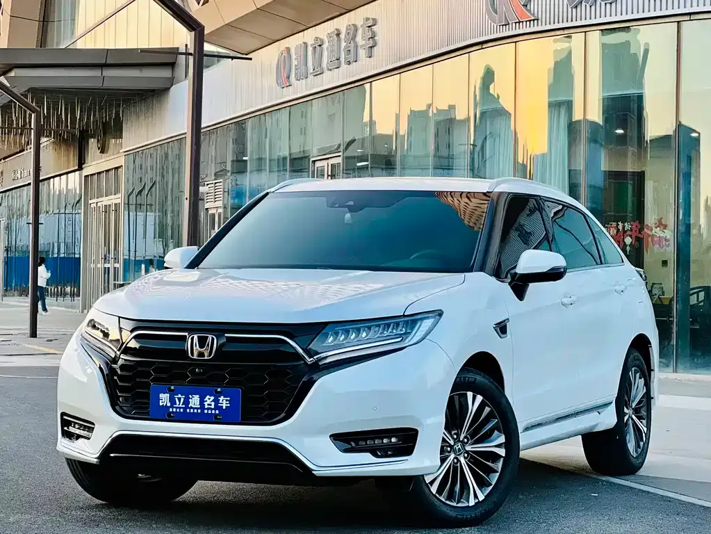 Honda UR-V — фото 1
