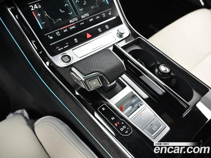 Audi A8 — фото 9