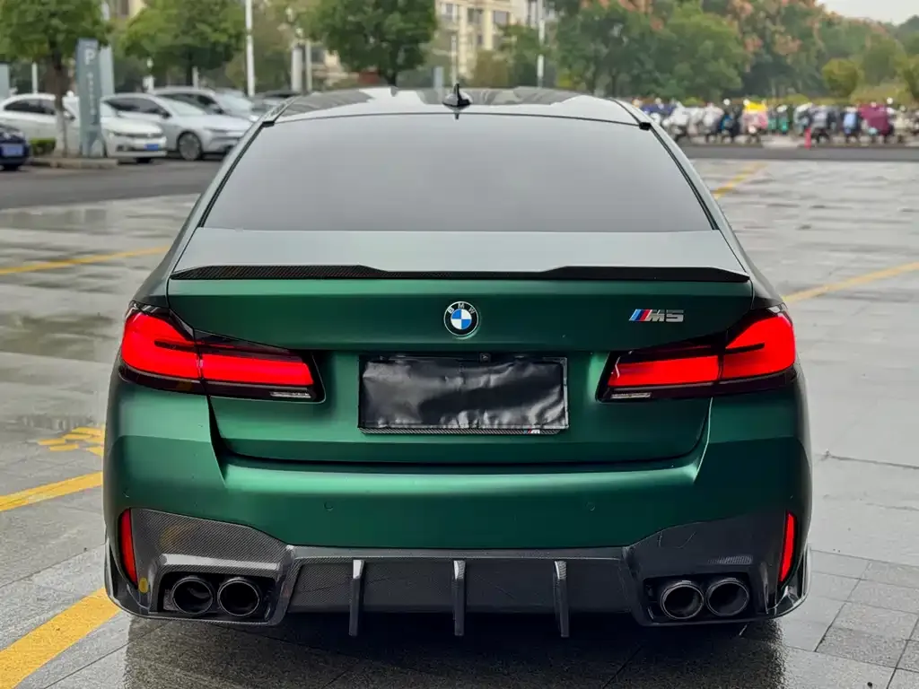 BMW M5 — фото 4