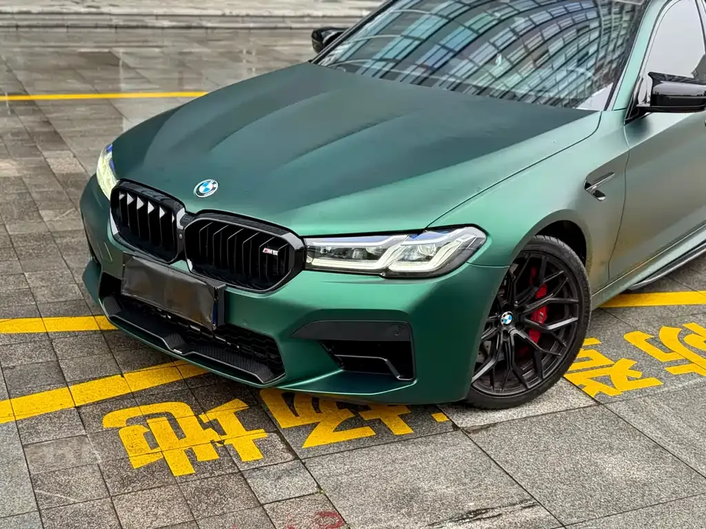 BMW M5 — фото 5