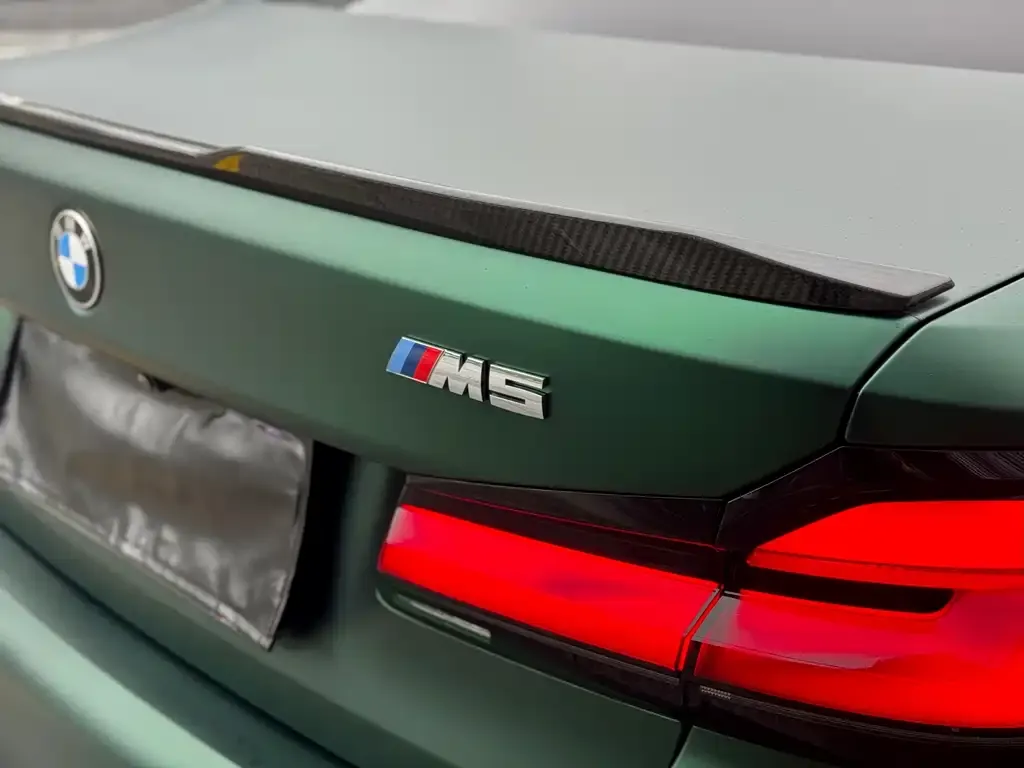 BMW M5 — фото 6