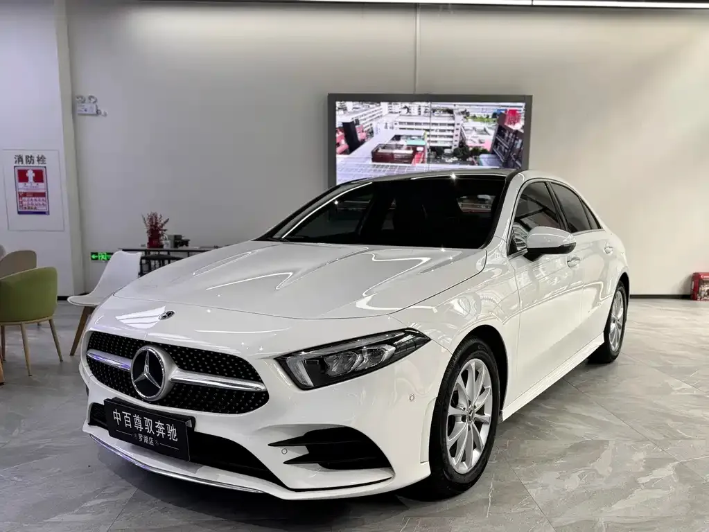 Mercedes-Benz A-Class — фото 1