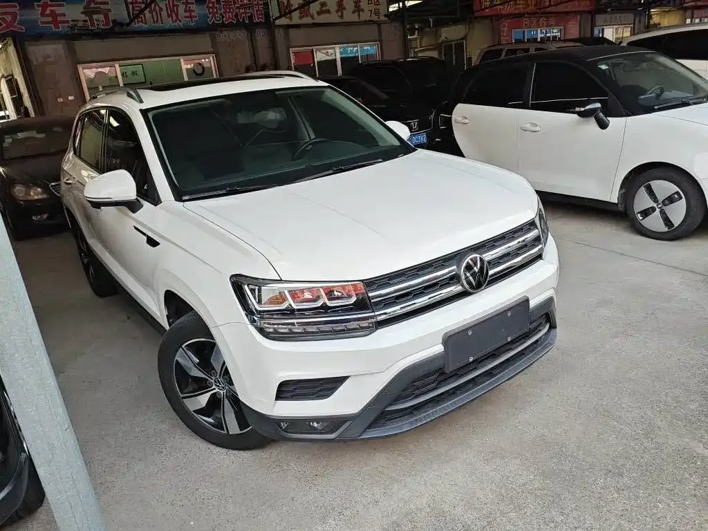 Volkswagen Tharu — фото 2