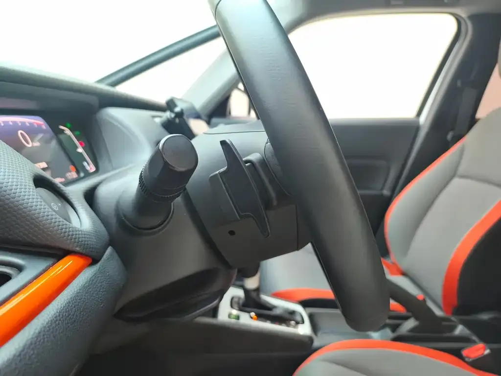 Honda Fit — фото 10