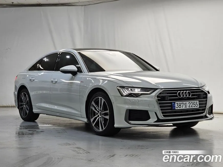 Audi A6 — фото 1