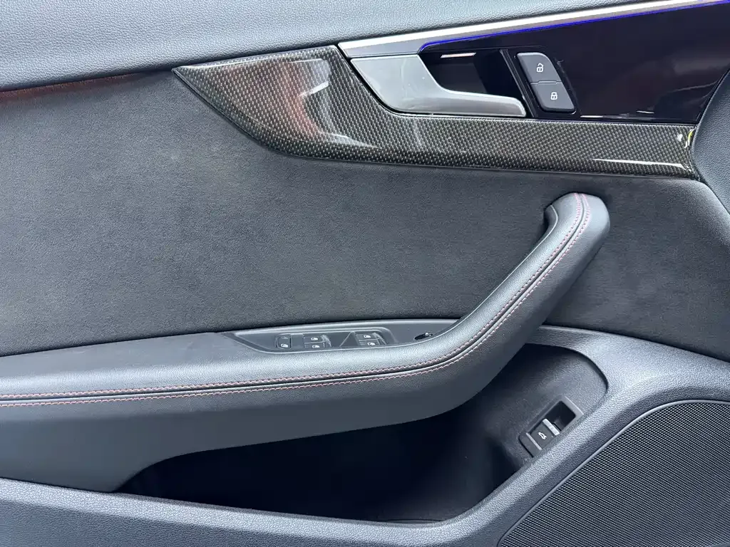 Audi S4 — фото 5