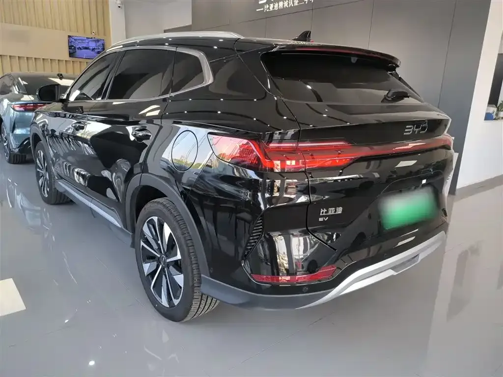 BYD PLUS New Energy — фото 5