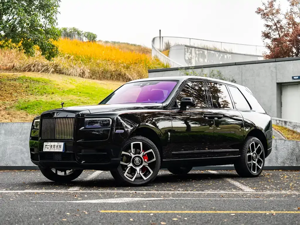 Rolls-Royce Cullinan — фото 1