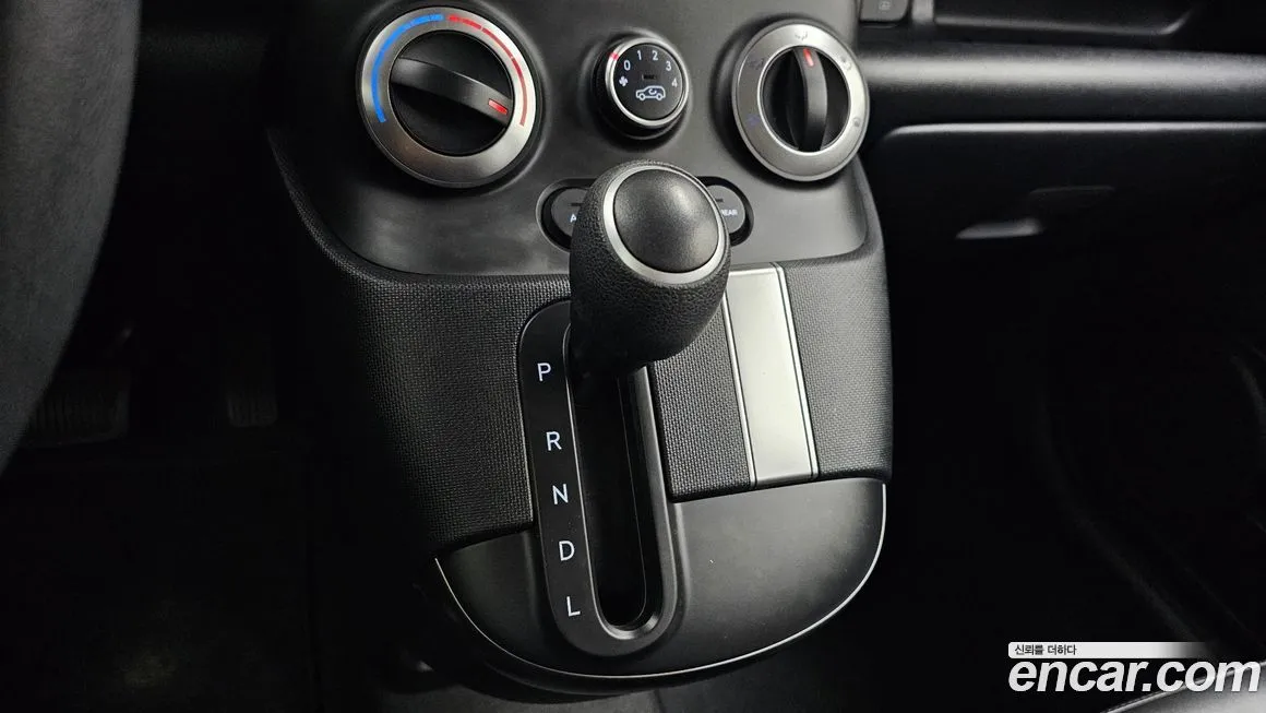 Hyundai Casper — фото 9