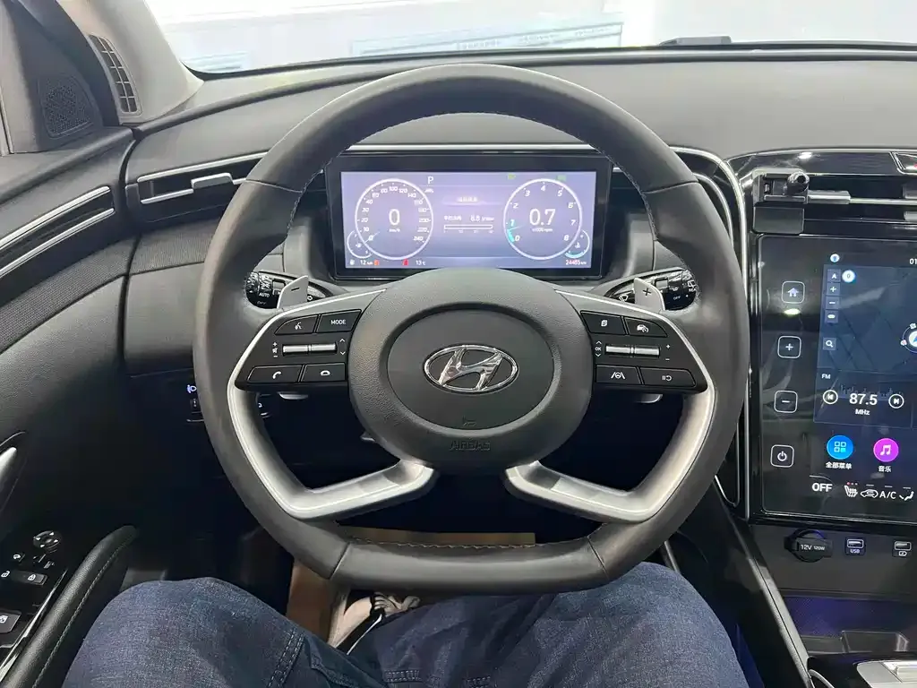 Hyundai Tucson — фото 8