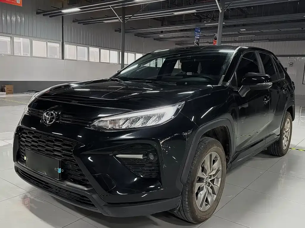 Toyota Wildlander — фото 1
