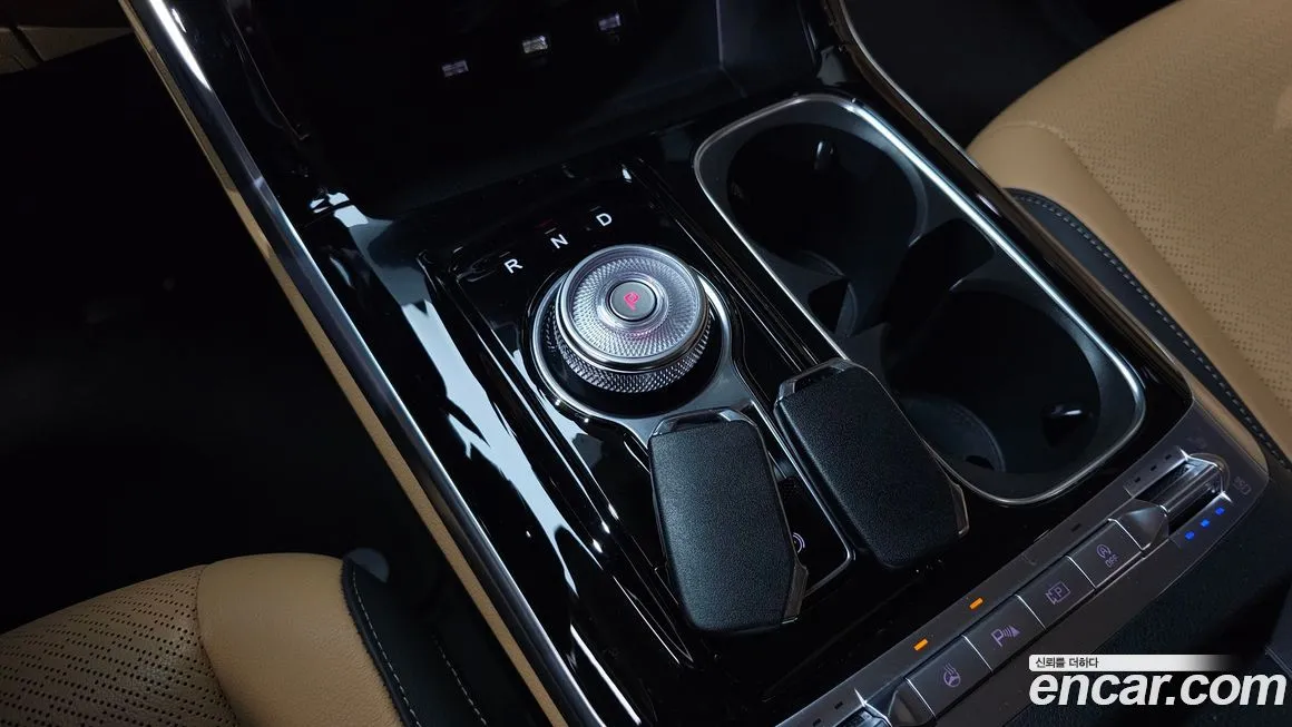 Kia Carnival — фото 9