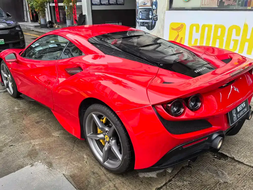 Ferrari F8 — фото 5