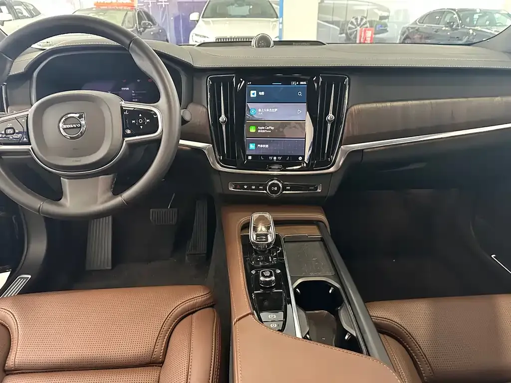 Volvo S90 — фото 6