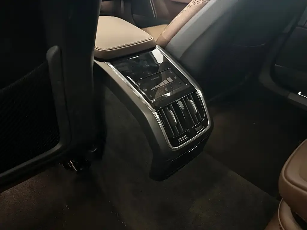 Volvo S90 — фото 7