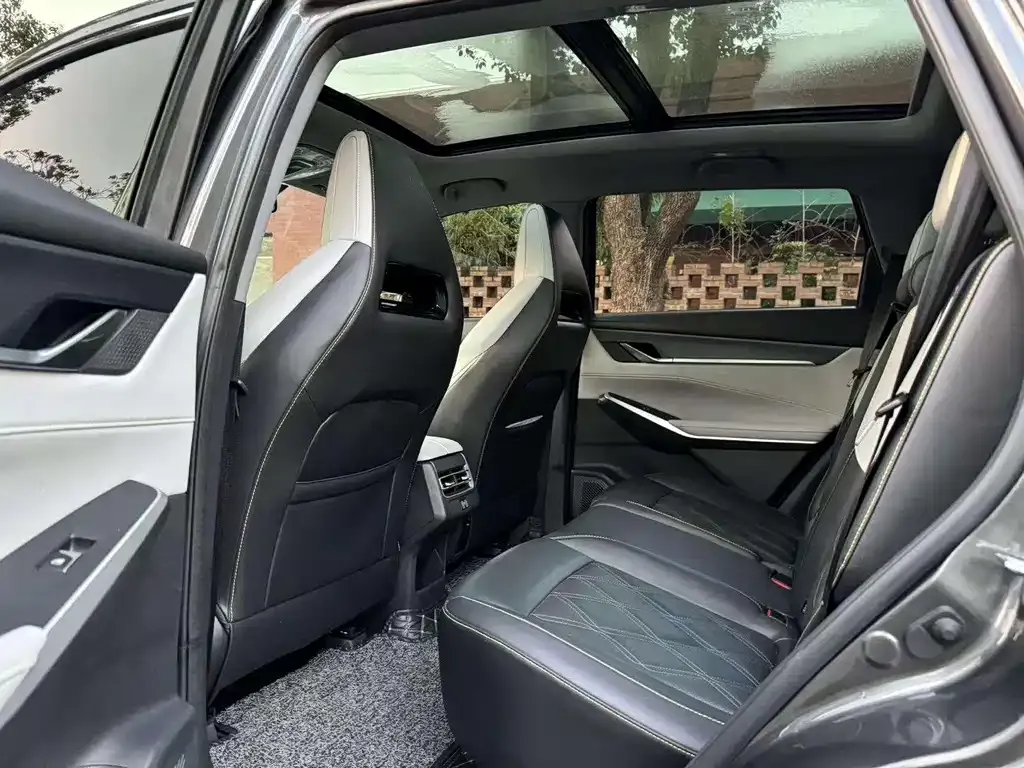 Changan CS75PLUS — фото 10
