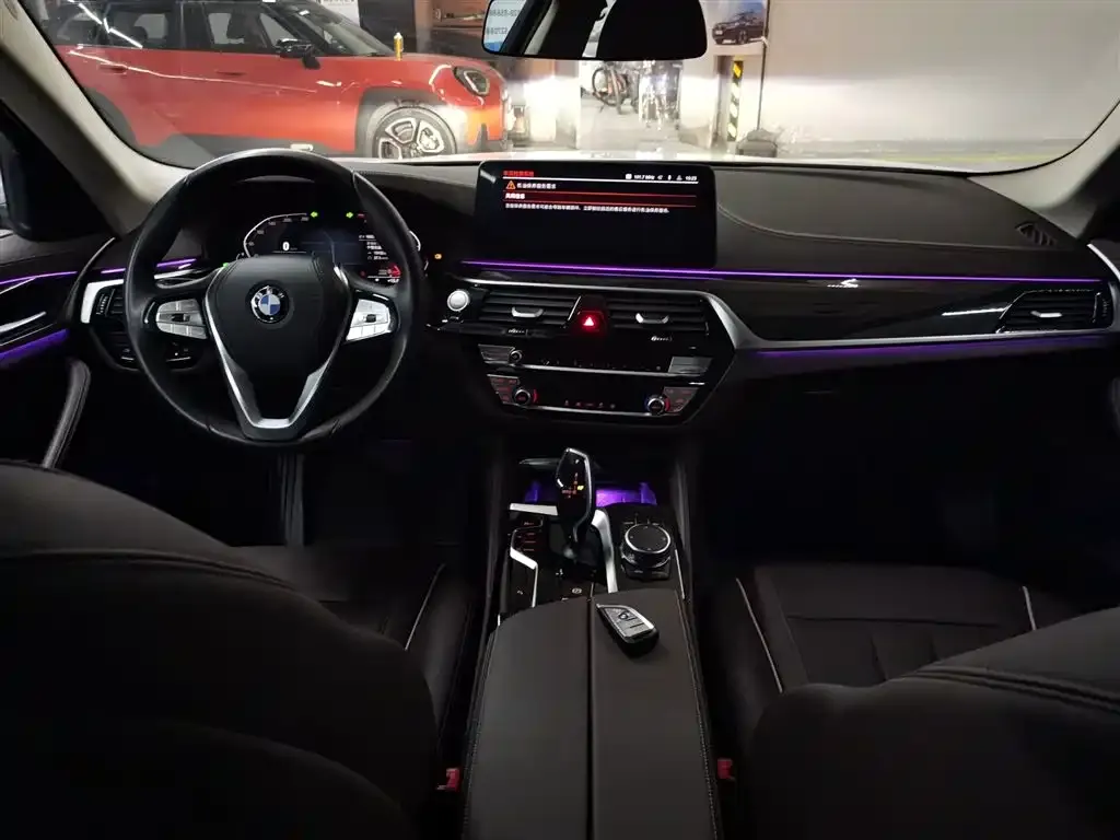 BMW 5 Series — фото 10