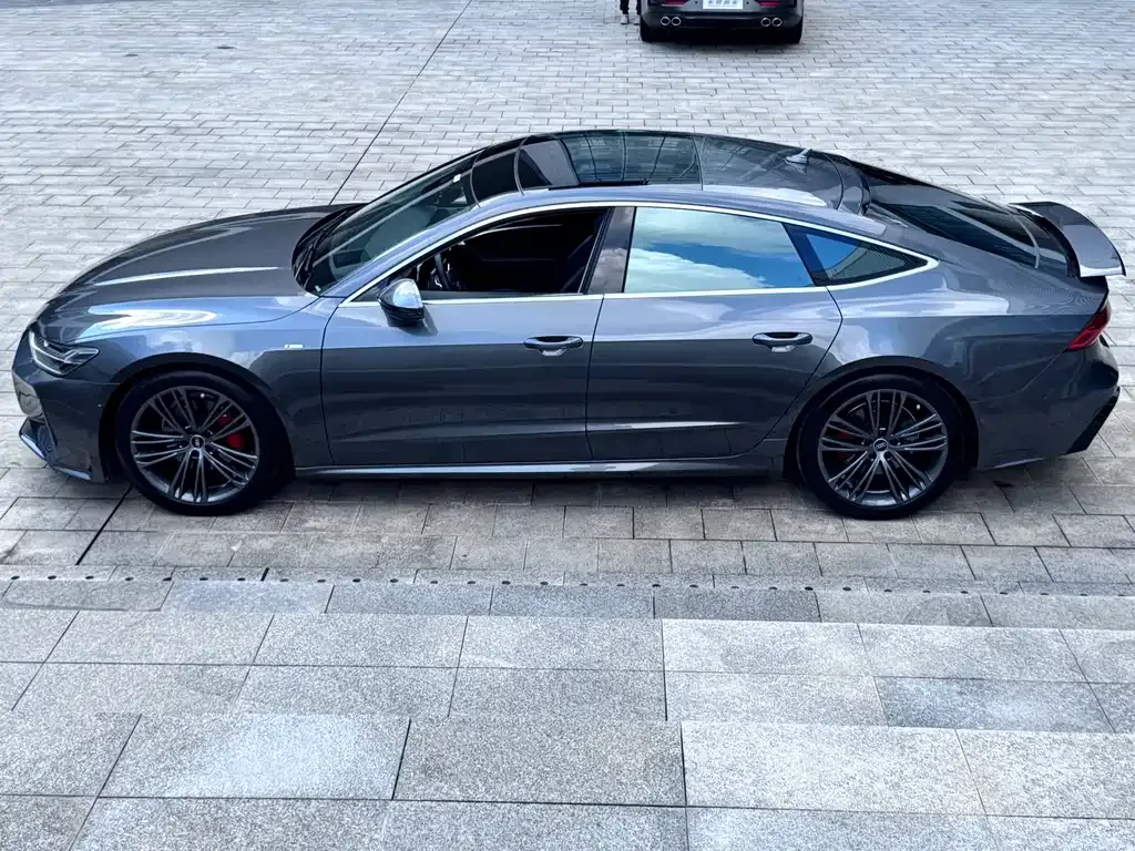 Audi A7 — фото 2