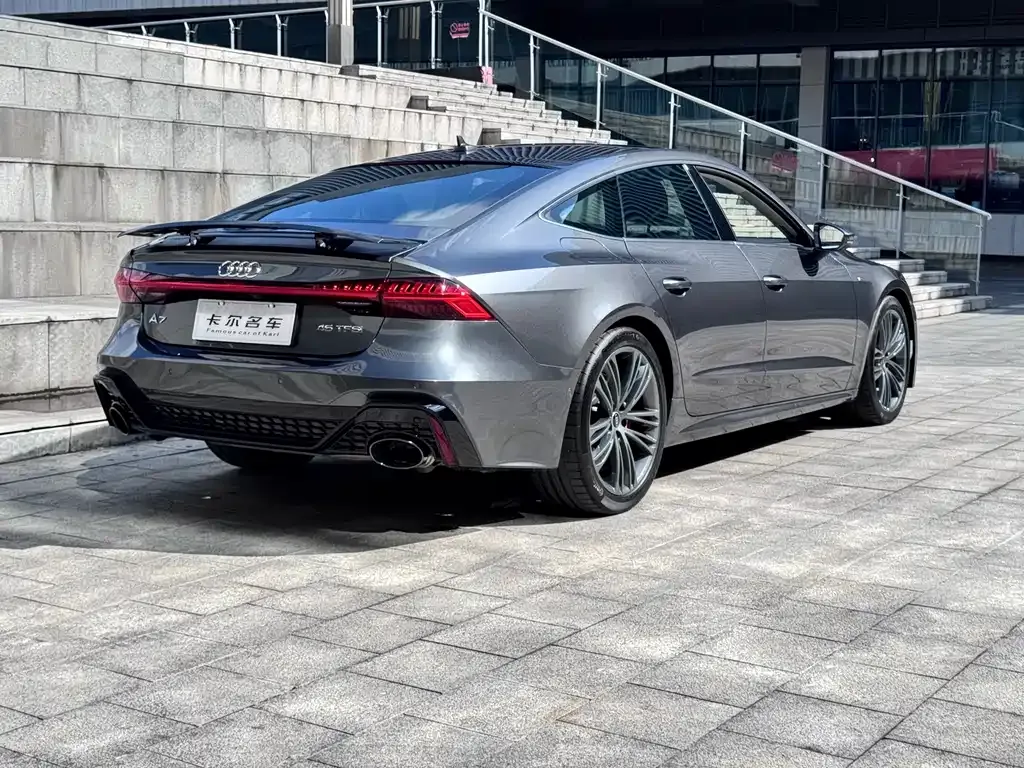 Audi A7 — фото 4