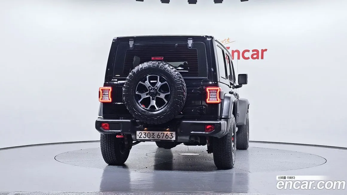 Jeep Wrangler — фото 4