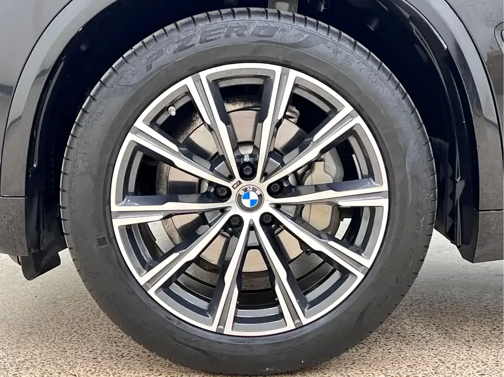 BMW X5 (Import) — фото 9